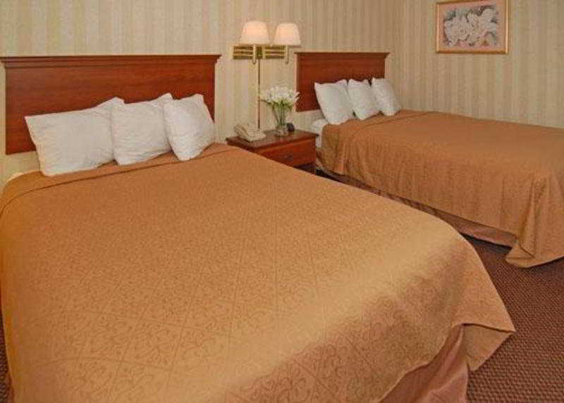 Quality Inn Near Potomac Mills Woodbridge Exterior foto